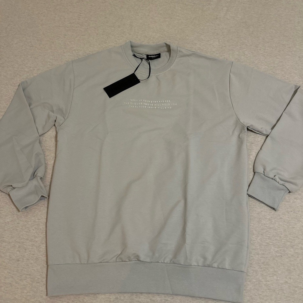 Light Gray‎ Crewneck Sweater for Men